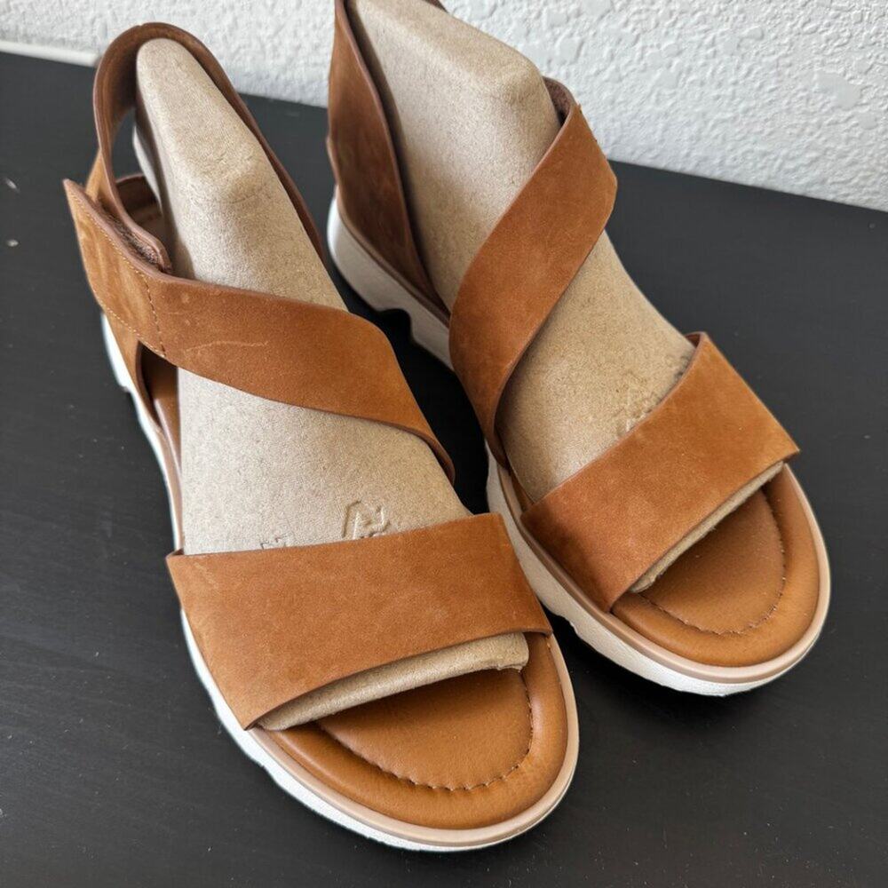 Sofft | NIB Ankle Strap Mary Jane Sandals size 9 - Picture 9 of 13